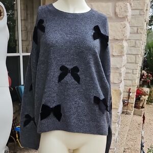 New W Tags Cece Womens Heather Grey And Black Bows Applique Sweater M